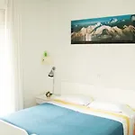 Tuscolano Szálloda 2*