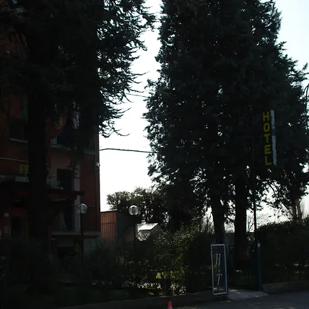 Tuscolano Hotel Bologne