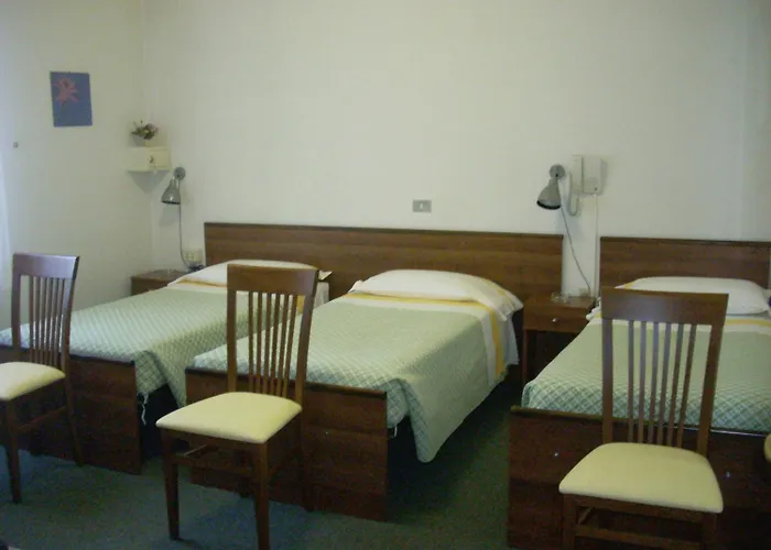 Hotel Tuscolano Bolonia