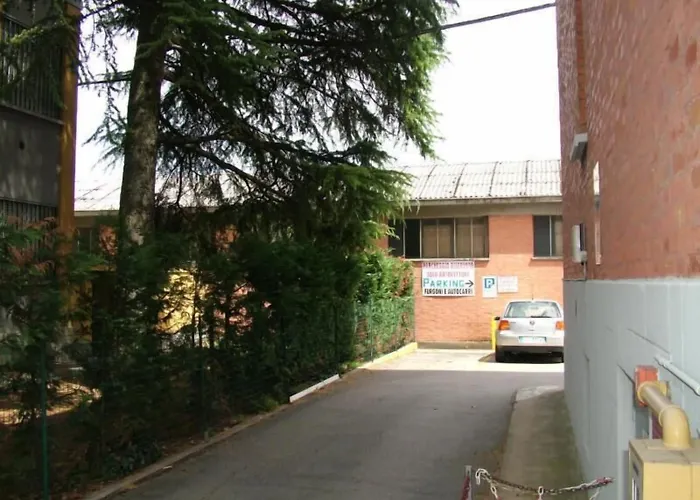 Hotel Tuscolano Bolonia