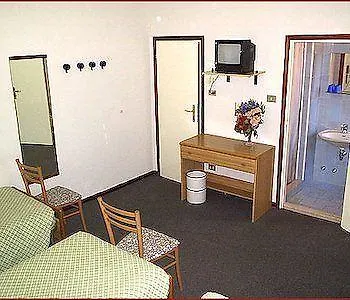 Otel Tuscolano Bolonya