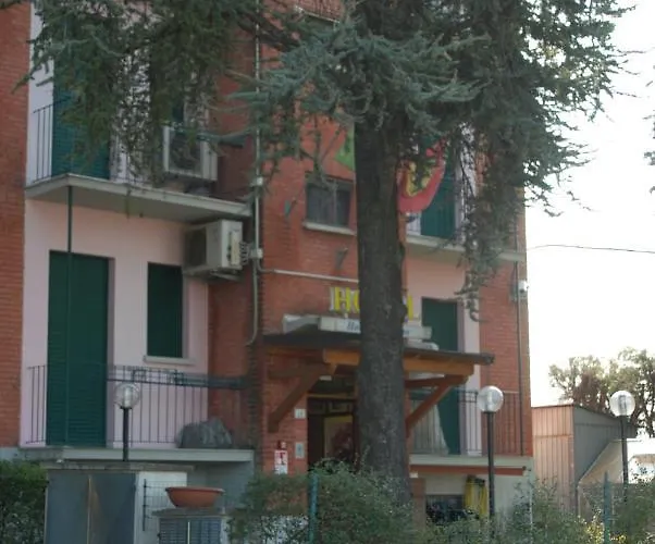 Tuscolano Szálloda Bologna